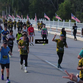 Runner Photo 7129168