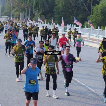 Runner Photo 7129179