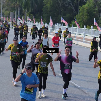 Runner Photo 7129184