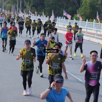 Runner Photo 7129194