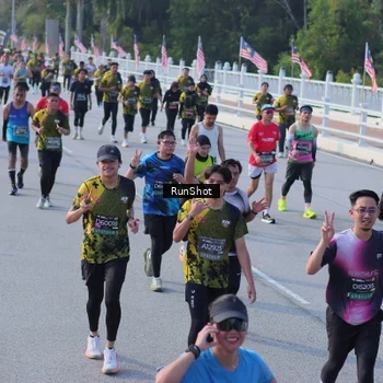 Runner Photo 7129195