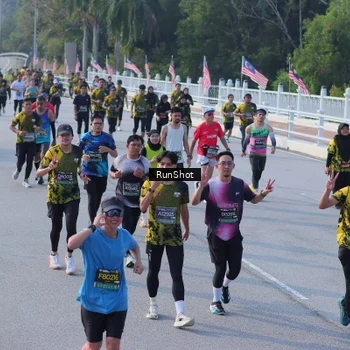 Runner Photo 7129198