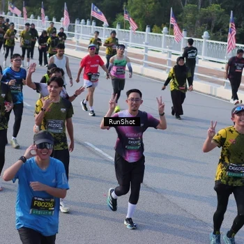 Runner Photo 7129199