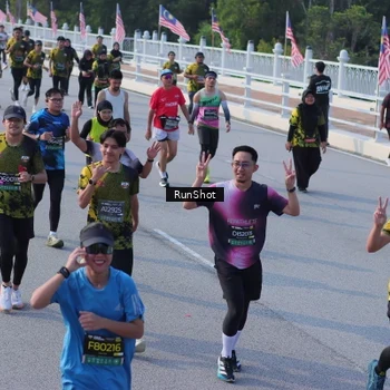 Runner Photo 7129201