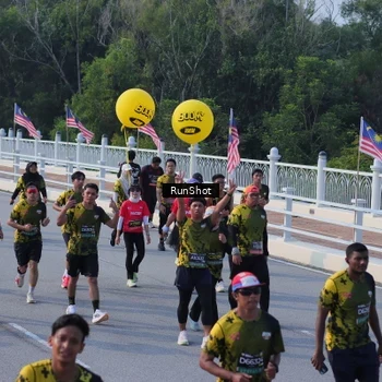 Runner Photo 7129205