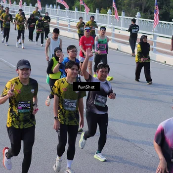 Runner Photo 7129213