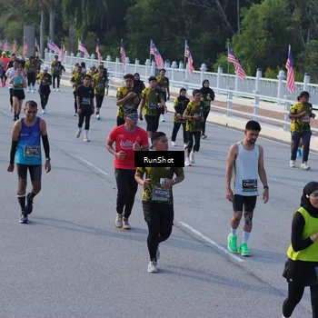 Runner Photo 7129224