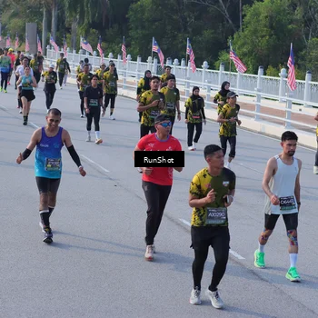 Runner Photo 7129228