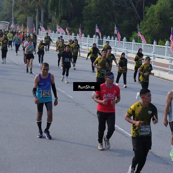 Runner Photo 7129239