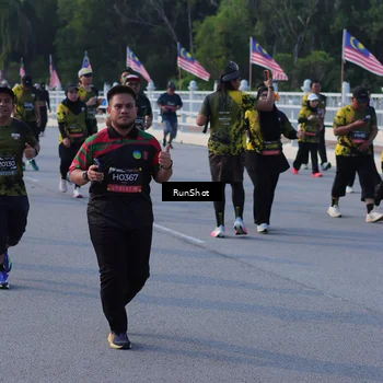 Runner Photo 7129242