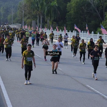 Runner Photo 7129244