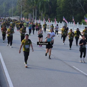 Runner Photo 7129248