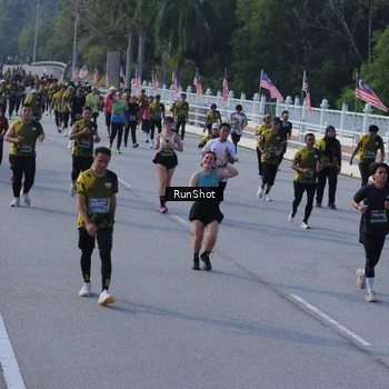 Runner Photo 7129252