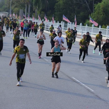 Runner Photo 7129254