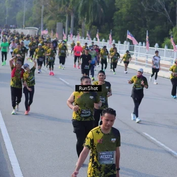 Runner Photo 7129277