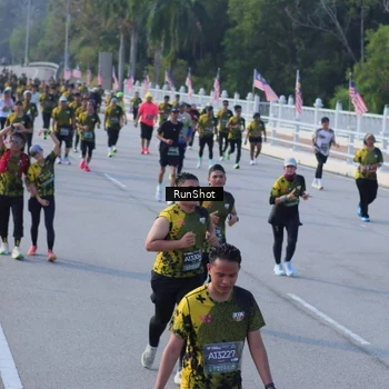 Runner Photo 7129280