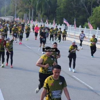 Runner Photo 7129284