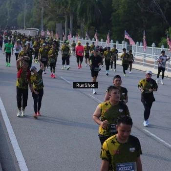 Runner Photo 7129286