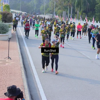 Runner Photo 7129301