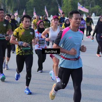 Runner Photo 7129305