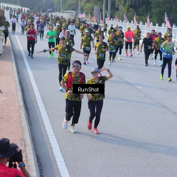 Runner Photo 7129308