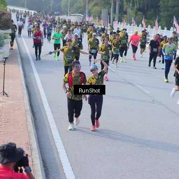 Runner Photo 7129310