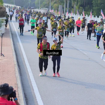 Runner Photo 7129312