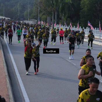 Runner Photo 7129316