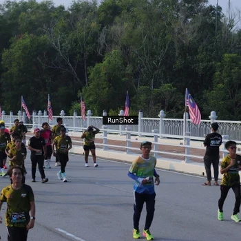 Runner Photo 7129328