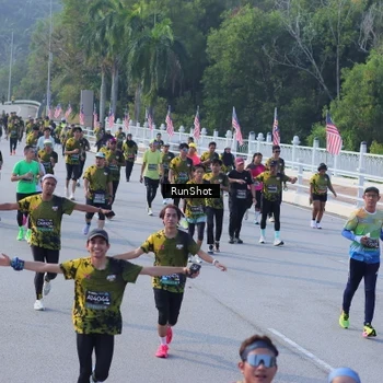 Runner Photo 7129332