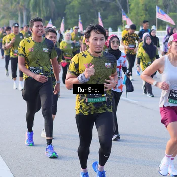 Runner Photo 7129338