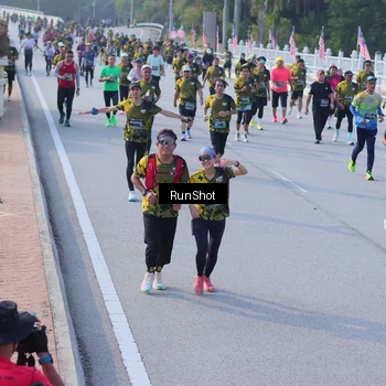 Runner Photo 7129342
