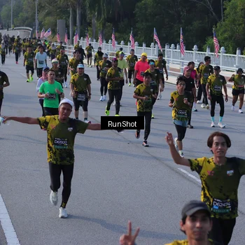 Runner Photo 7129345