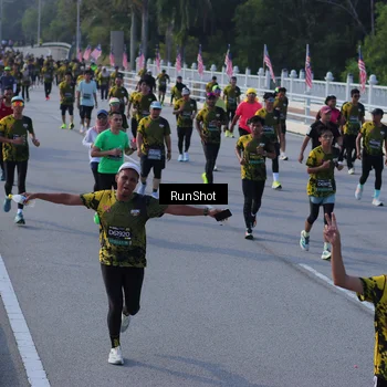 Runner Photo 7129347