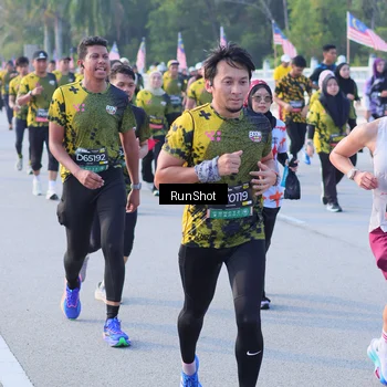 Runner Photo 7129349