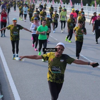 Runner Photo 7129359