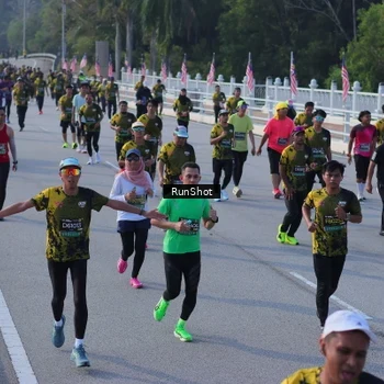 Runner Photo 7129366