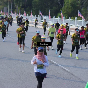 Runner Photo 7129386