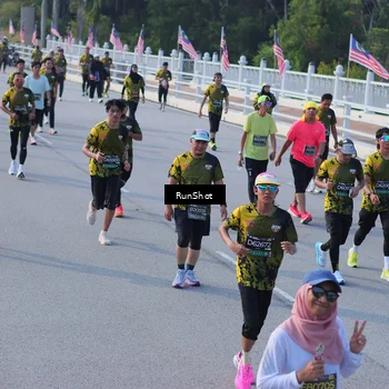 Runner Photo 7129392