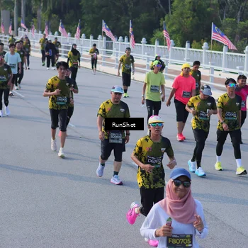 Runner Photo 7129393