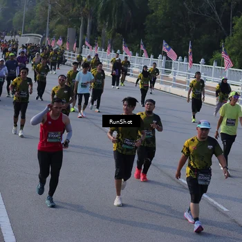 Runner Photo 7129397