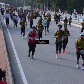 Runner Photo 7129406