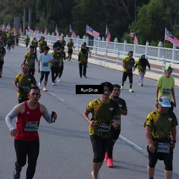 Runner Photo 7129410