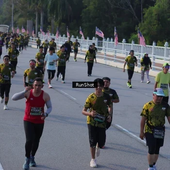 Runner Photo 7129415