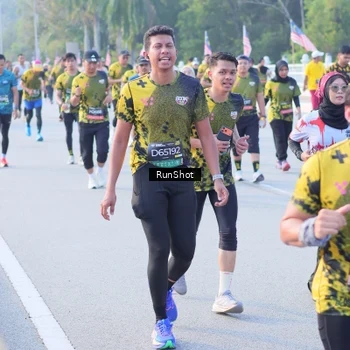 Runner Photo 7129417