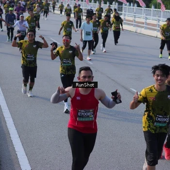 Runner Photo 7129420