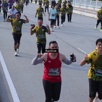 Runner Photo 7129424