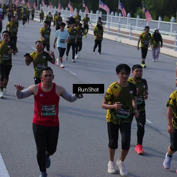 Runner Photo 7129432