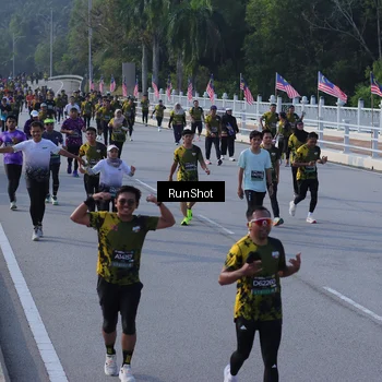 Runner Photo 7129435