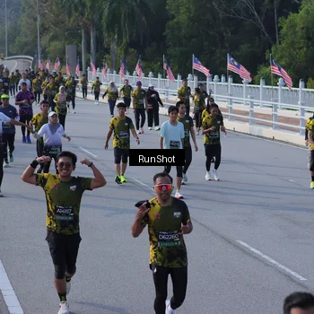 Runner Photo 7129436